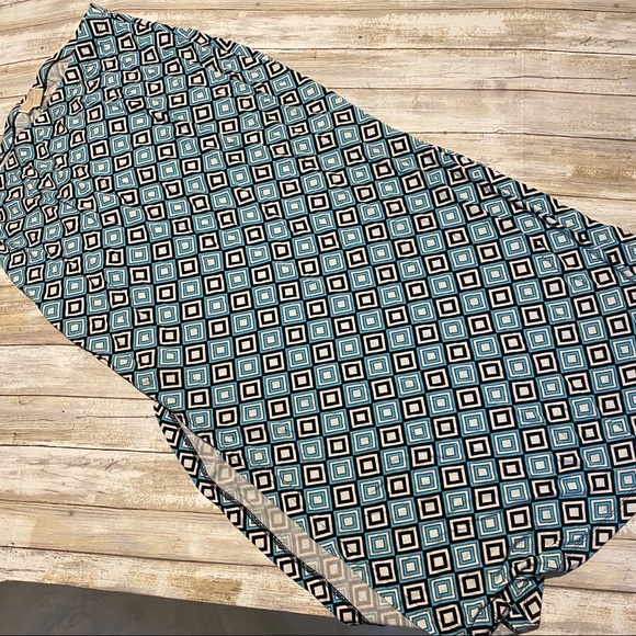 MICHAEL Michael Kors Dresses & Skirts - Michael Kors skirt with slits